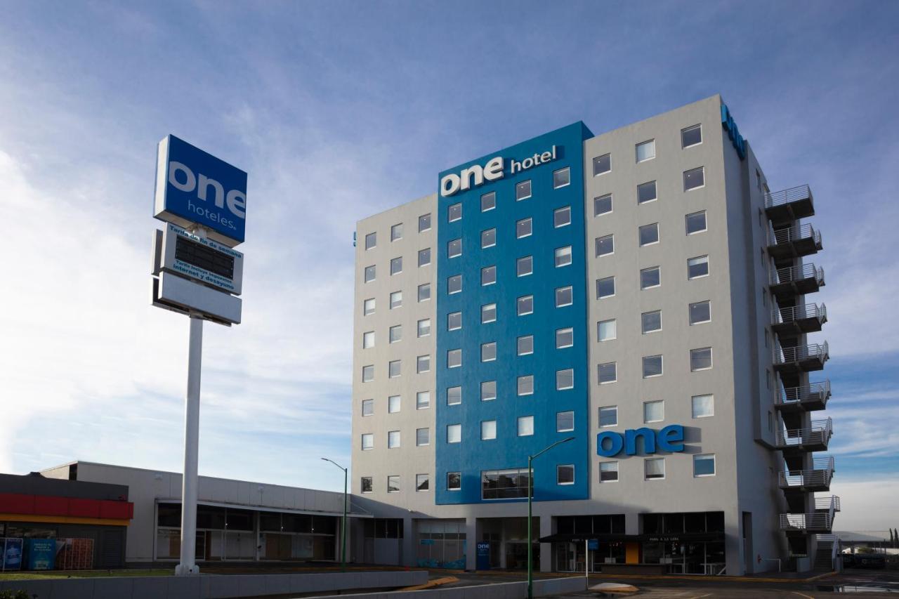 Hotel One Puebla Finsa Exteriér fotografie